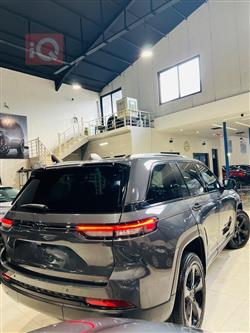 جيب جراند شيروكي